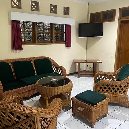 Hotel Puspa Sari Ciater Luaran gambar